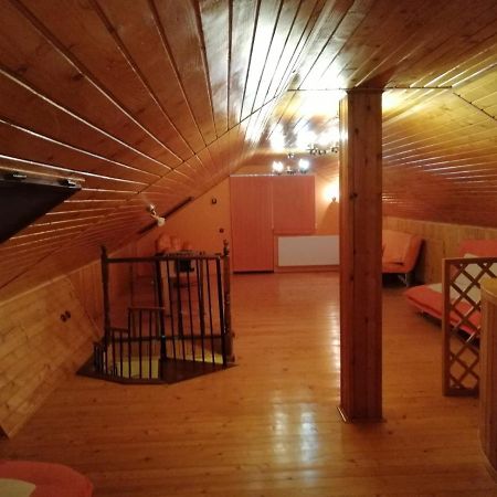 Casa De Vacanta Pârâul Rece Buitenkant foto
