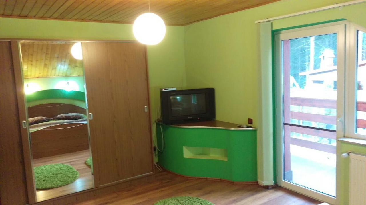 Casa De Vacanta Pârâul Rece Buitenkant foto