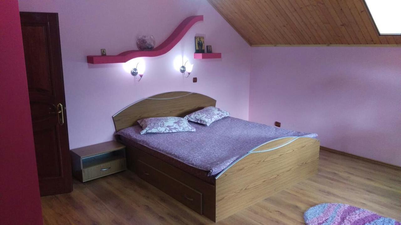 Casa De Vacanta Pârâul Rece Buitenkant foto