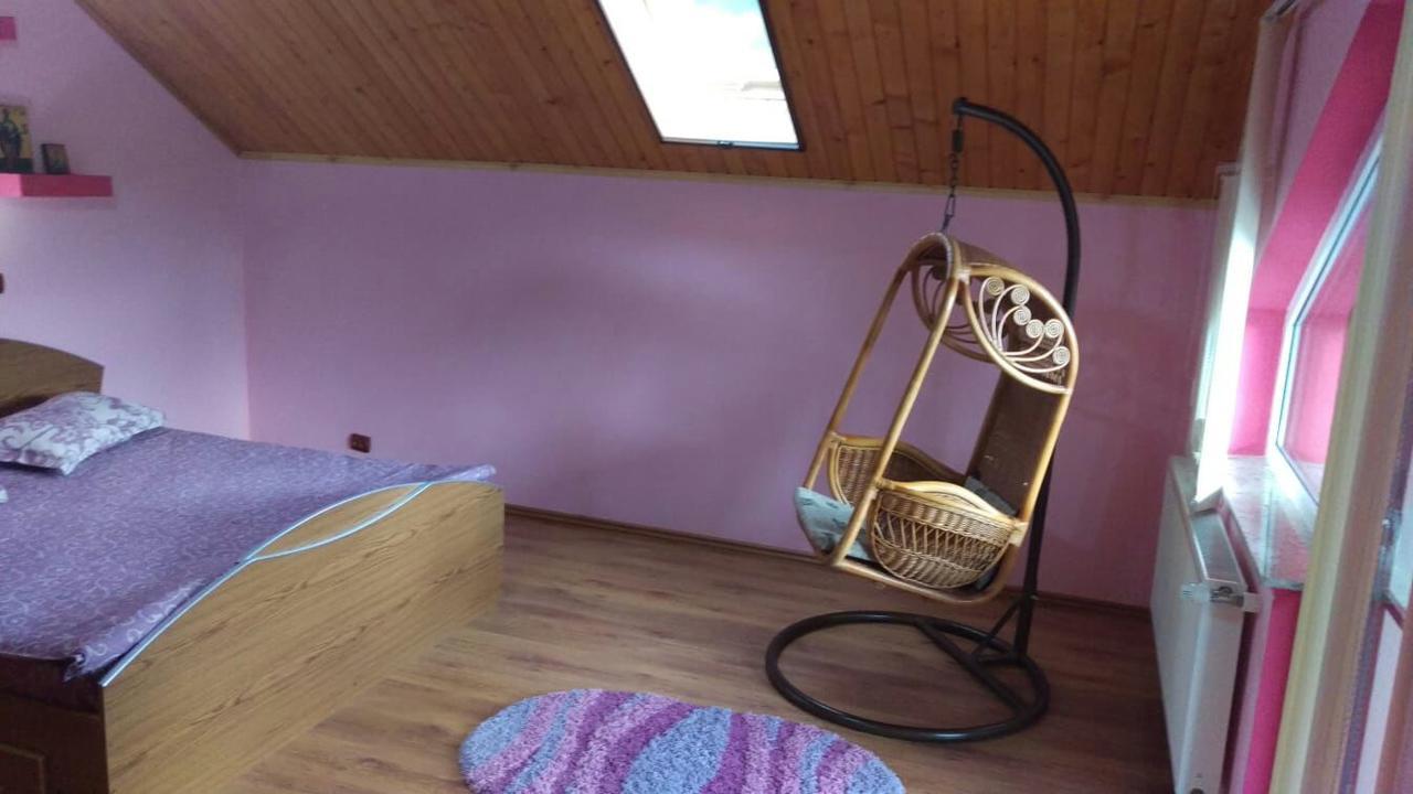 Casa De Vacanta Pârâul Rece Buitenkant foto